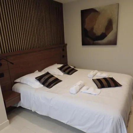 Rottaro Luxueux 2 Ch 2 Sdb Face A La