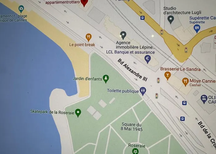 Face A La Mer, Luxueux Appartement Sur La Prestigieuse Et Mythique Croisette Apartment *