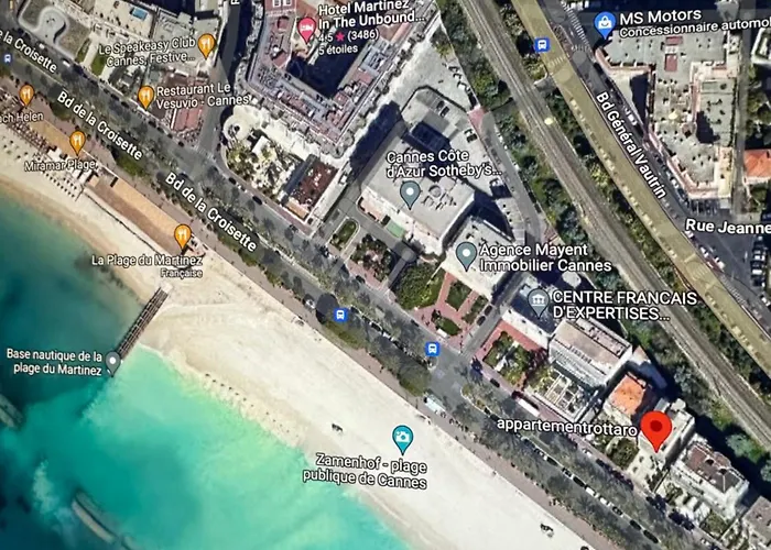 Apartment Face A La Mer, Luxueux Appartement Sur La Prestigieuse Et Mythique Croisette